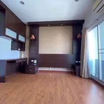 Rent 3 bedroom house of 185 m² in Bangkok