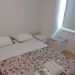 Rent 1 bedroom apartment in lisbon