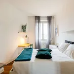 Rent a room of 177 m² in milan