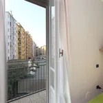 Rent a room of 70 m² in milan