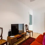 Rent 2 bedroom apartment of 60 m² in Porto