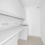 Rent 5 bedroom apartment in Surrey Heath