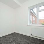 Rent 2 bedroom flat in West Midlands