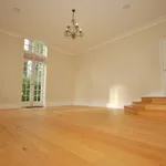 Rent 3 bedroom flat in Wealden