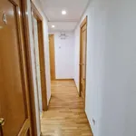 Rent a room of 120 m² in zaragoza