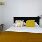 Rent a room of 95 m² in Madrid