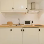 Rent 2 bedroom apartment of 45 m² in Lisbon