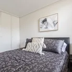 Rent 2 bedroom apartment in Melbourne