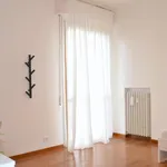 Rent 6 bedroom apartment in Modena