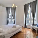 Appartement de 115 m² avec 4 chambre(s) en location à Paris