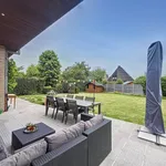 Prachtige Villa met 4 Kamers, Garage en Aangelegde Tuin!