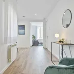 Rent 2 bedroom apartment of 82 m² in barcelona