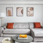 Rent 3 bedroom apartment of 54 m² in Paris