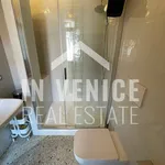 Rent 4 bedroom apartment of 97 m² in Venice