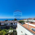 Rent 2 bedroom apartment of 40 m² in Aci Castello