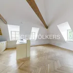 Rent 4 bedroom apartment of 118 m² in Capital City of Prague