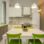 Rent 1 bedroom apartment of 55 m² in Milano