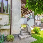 Rent 3 bedroom house of 161 m² in Garbagnate Milanese