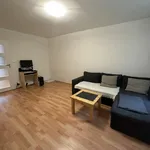 Pronajměte si 3 ložnic/e byt o rozloze 57 m² v Prague