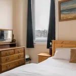 Rent 2 bedroom apartment in Scotland