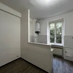 Rent 2 bedroom apartment of 65 m² in genova