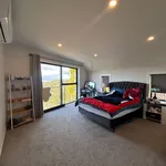 Rent 6 bedroom house in Waitākere Ranges