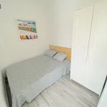 Rent 4 bedroom apartment in Seville