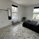 Rent 2 bedroom apartment in Yorkshire And The Humber