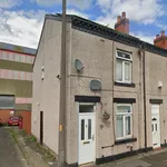 Flat to rent in Gower Street, Bolton, Lancashire BL4