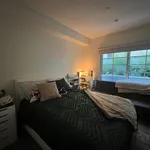 Rent 3 bedroom apartment in East Hollywood