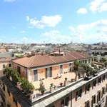 Rent 5 bedroom apartment of 240 m² in Rome