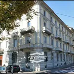 Rent 5 bedroom apartment of 140 m² in Turin