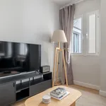 Rent 3 bedroom apartment of 50 m² in Madrid