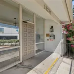 Rent 2 bedroom apartment of 101 m² in redondo beach