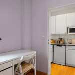 Rent 1 bedroom apartment of 26 m² in Frankfurt