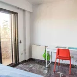 Rent a room of 160 m² in valencia