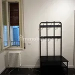 Rent 3 bedroom apartment of 80 m² in Modena