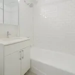 Rent 1 bedroom apartment of 558 m² in Manhattan