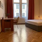 Miete 3 Schlafzimmer wohnung von 1345 m² in vienna