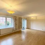 Rent 4 bedroom flat in Lichfield