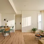 Rent 4 bedroom apartment in Madrid