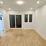 6 bedroom house of 2497 sq. ft in Toronto