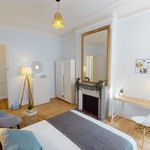 Rent a room of 194 m² in Paris