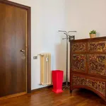 Rent 3 bedroom apartment in Madrid