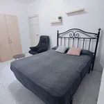 Rent a room of 70 m² in madrid