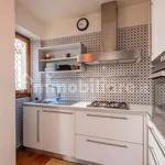 Rent 3 bedroom apartment of 80 m² in Florence