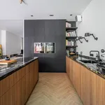 Huur 6 slaapkamer appartement van 220 m² in Willemspark