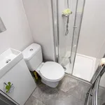 Rent 6 bedroom apartment in West Midlands