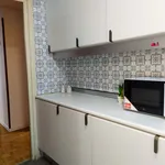 Rent a room of 95 m² in Madrid