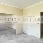 Affitto 4 camera appartamento di 100 m² in Alessandria